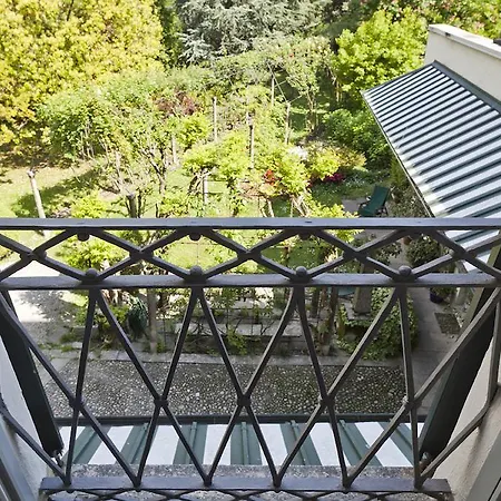 Couette-café La Canarina