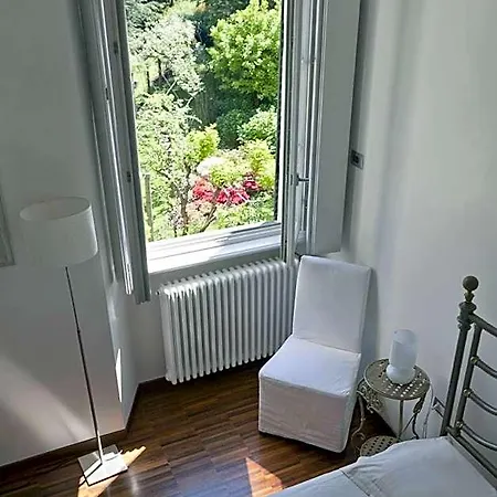 La Canarina Como