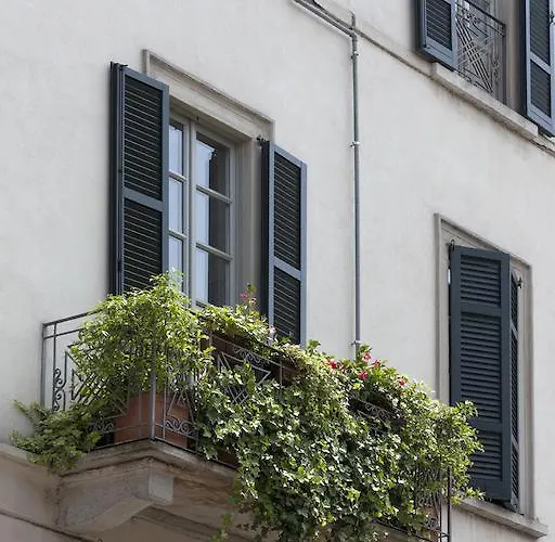 Bed and Breakfast La Canarina 3*