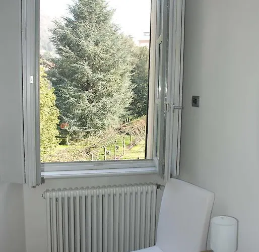 Bed and Breakfast La Canarina 3*