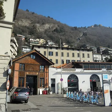 住宿加早餐酒店 卡娜瑞纳住宿加早餐酒店 科莫