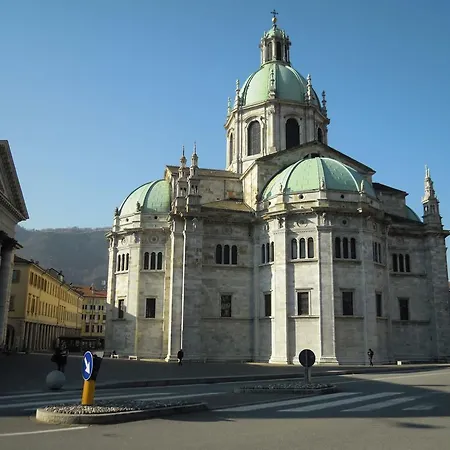 Bed & Breakfast La Canarina 3*